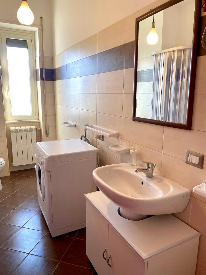 Scauri Attico Panoramico Apartment Минтурно Екстериор снимка