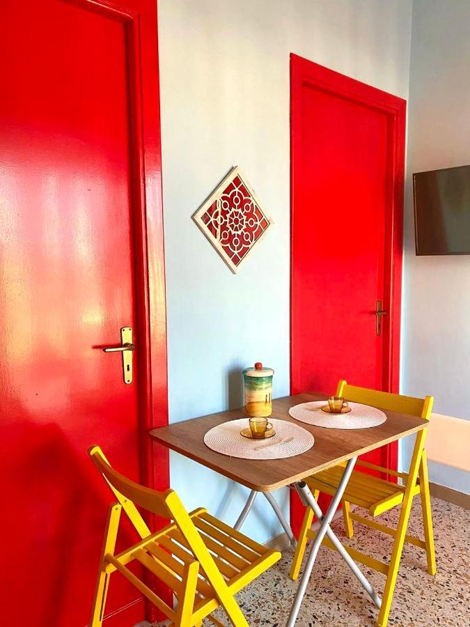Scauri Attico Panoramico Apartment Минтурно Екстериор снимка